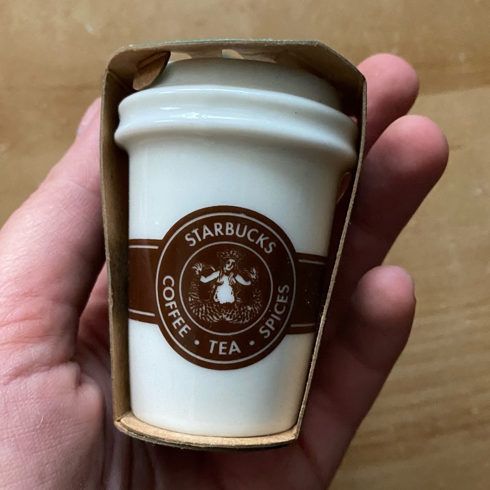 NWT Starbucks  Christmas Ceramic Cup Ornament